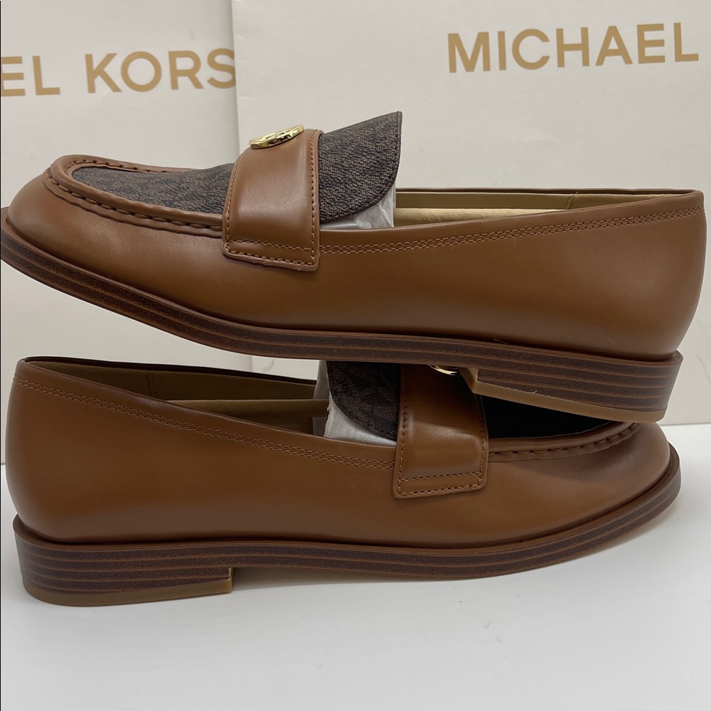 Michael Kors HANNAH LOAFER
FAUX LEATHER
49F5HNFP2L
Brown - Picture 15 of 16
